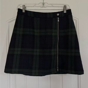Abercrombie & Fitch Dark Green and Blue Plaid A-Line Mini Skirt with Front Zip
